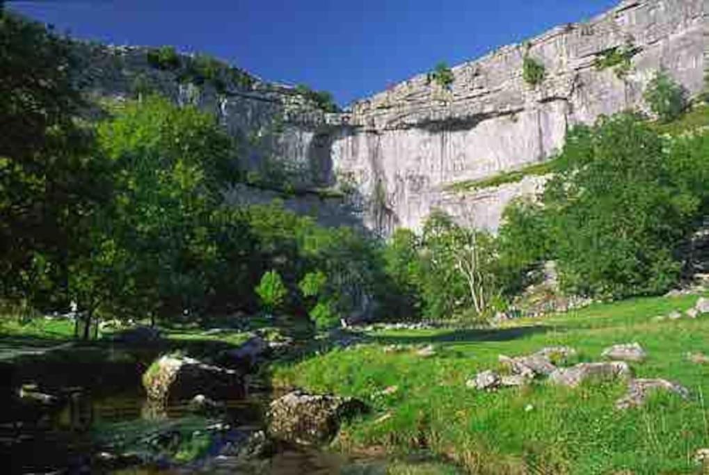 Ingledale Apartment, Ingleton, Yorkshire Dales National Park, Famous Three Peaks, Near The Lake District, Pets Are Welcome 잉글턴 외부 사진