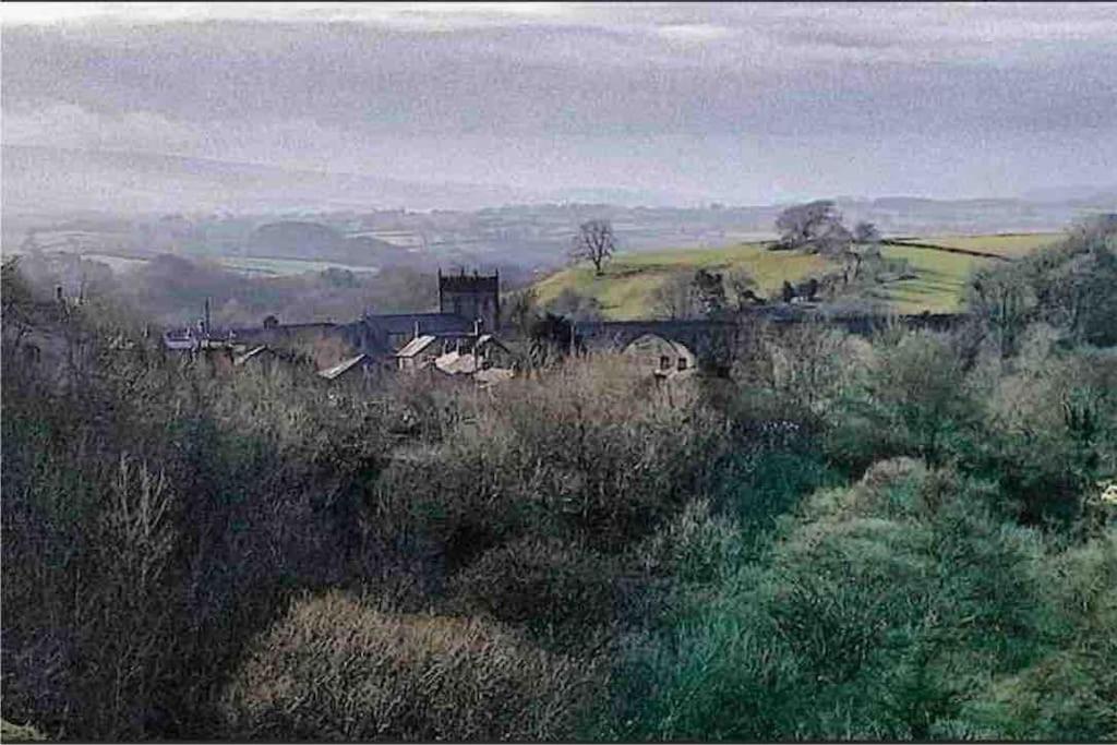Ingledale Apartment, Ingleton, Yorkshire Dales National Park, Famous Three Peaks, Near The Lake District, Pets Are Welcome 잉글턴 외부 사진