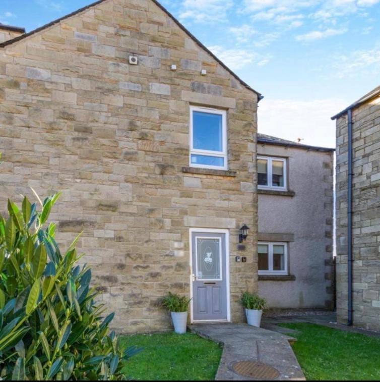 Ingledale Apartment, Ingleton, Yorkshire Dales National Park, Famous Three Peaks, Near The Lake District, Pets Are Welcome 잉글턴 외부 사진